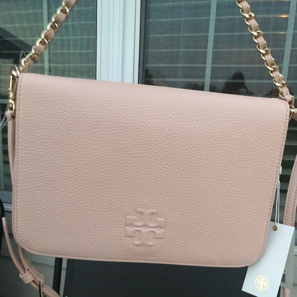 tory burch thea clutch